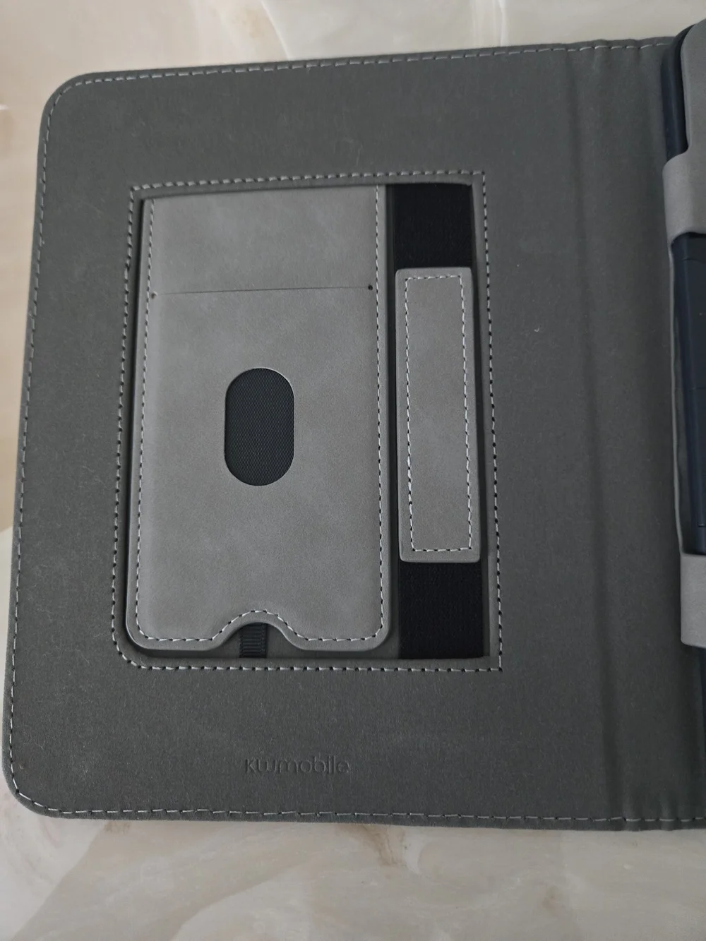 Barnes & Noble Tablet in Black - Protective Case Included